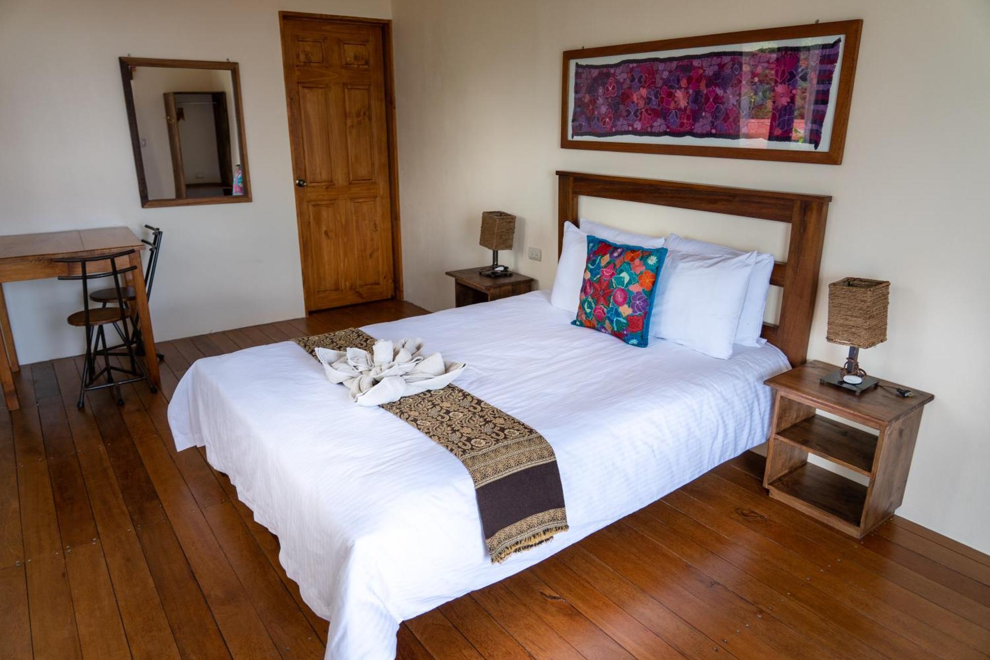 Valle Escondido Nature Reserve Hotel & Farm Monteverde Extérieur photo